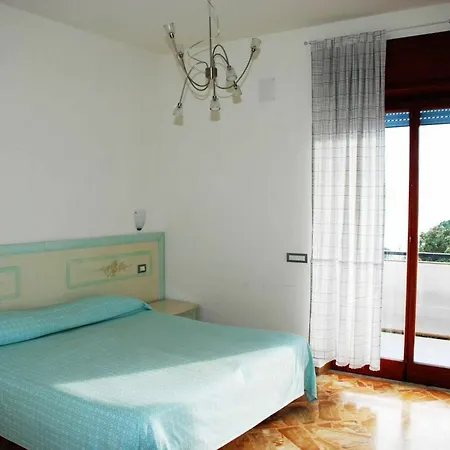 With One Bedroom In Maiori, With Wonderful Sea View, Furnish Apartment